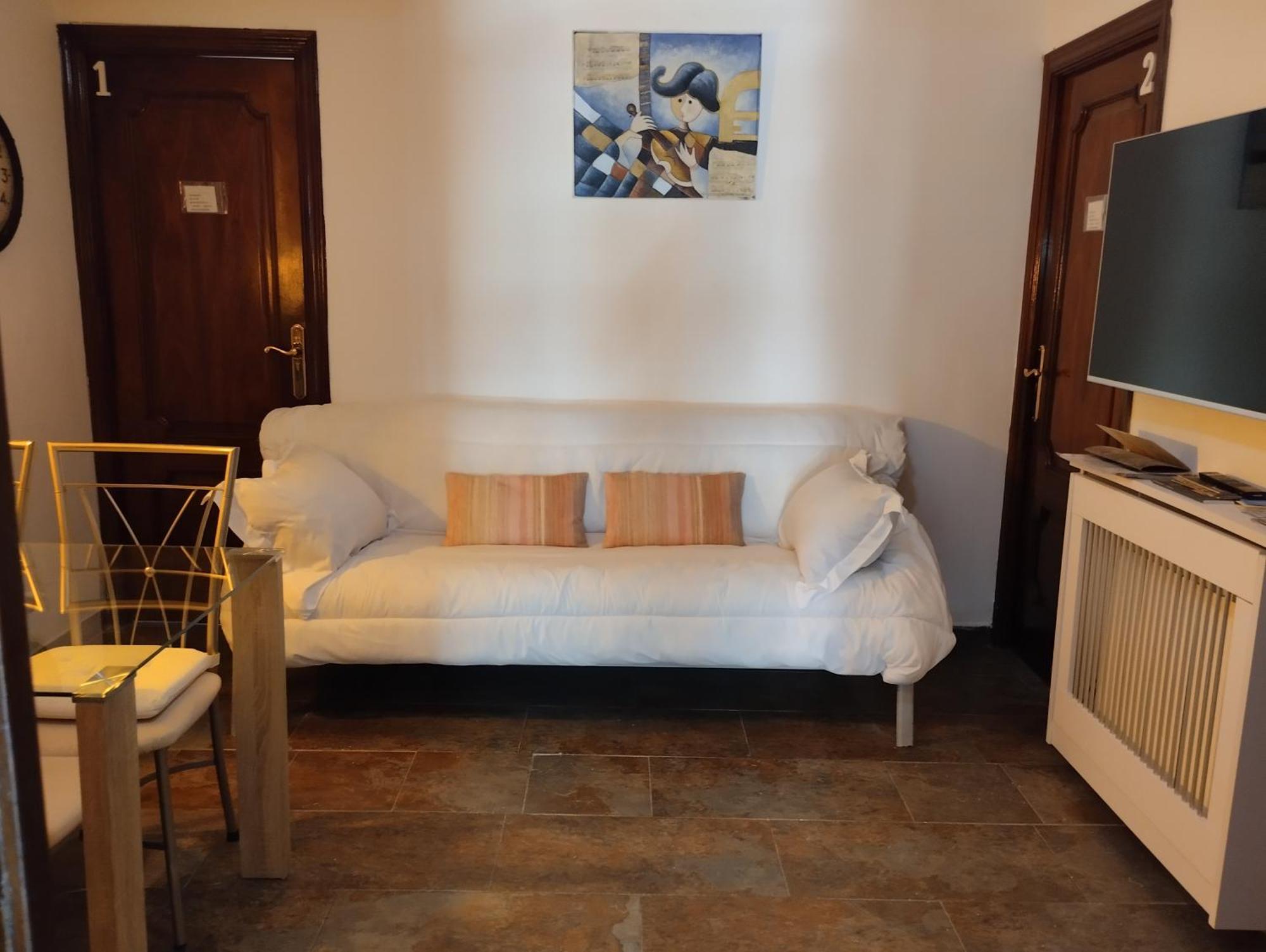 Habitaciones Individuales En Apartamento Madrid Eksteriør bilde